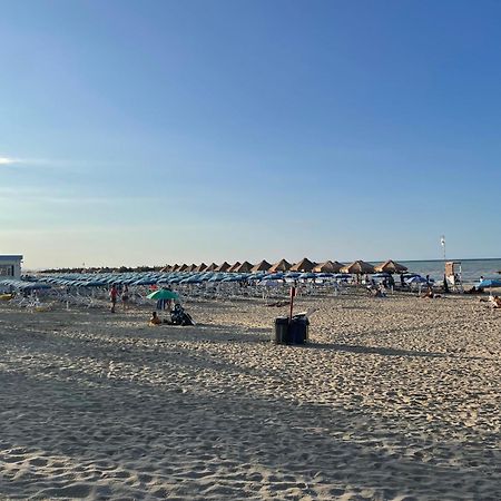 Apartamento Il Sogno Del Mare Montesilvano Marina Exterior foto